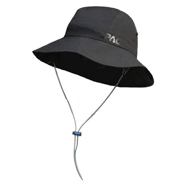 Der PAC Outdoor Boonie Hut in Schwarz, aus leichtem Material, verfügt über eine breite Krempe und eine verstellbare Schnur für einen sicheren Sitz während outdoor Aktivitäten.