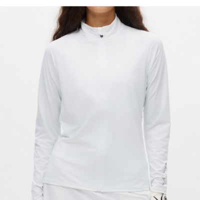 Der Nicky Full Zip von Röhnisch ist ein weißer Sportjacke aus leichtem, atmungsaktivem Material mit einem durchgehenden Reißverschluss und langen Ärmeln.