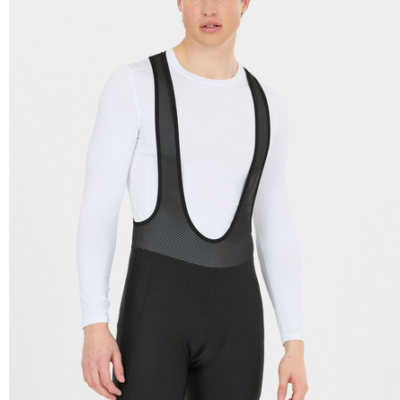 Die Rennrad Trägerhose Gorsk kurz in Schwarz, erhältlich in den Größen S bis XXL, zeigt ein funktionelles Design mit breiten Trägern und elastischem Material für optimalen Komfort beim Radfahren.