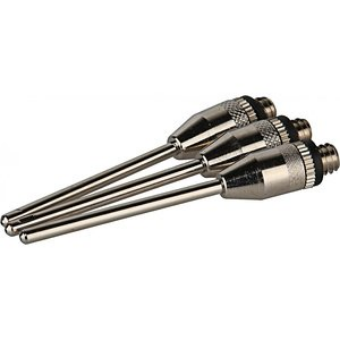 2-Wegpumpe Ballpumpe (Kopie) in silber mit drei metallischen Pumpenaufsätzen, die eine einfache Handhabung zum Aufpumpen von Bällen ermöglichen.