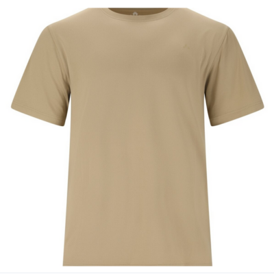 T-Shirt SHerren in sandfarbe, gefertigt aus leichtem, atmungsaktivem Material mit klassischem Rundhalsausschnitt und kurzen Ärmeln.